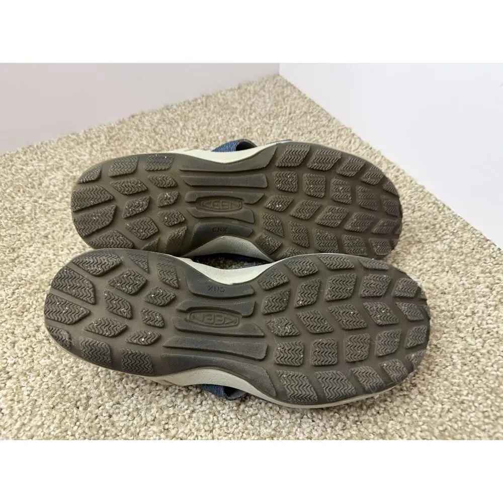 KEEN CNX Sandals Mens Size 10 Blue Waterproof Slip-On Hiking Bungee Lace